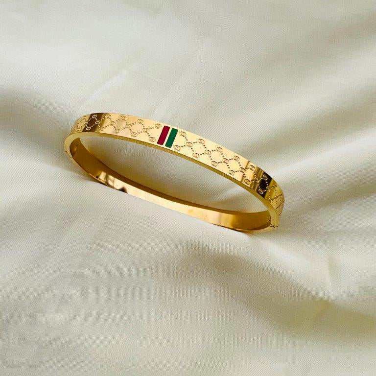 Paper Clip Brecelete & Gucci Bangle "Pack of 2 Stack"