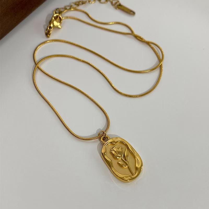 Rose Golden Necklace