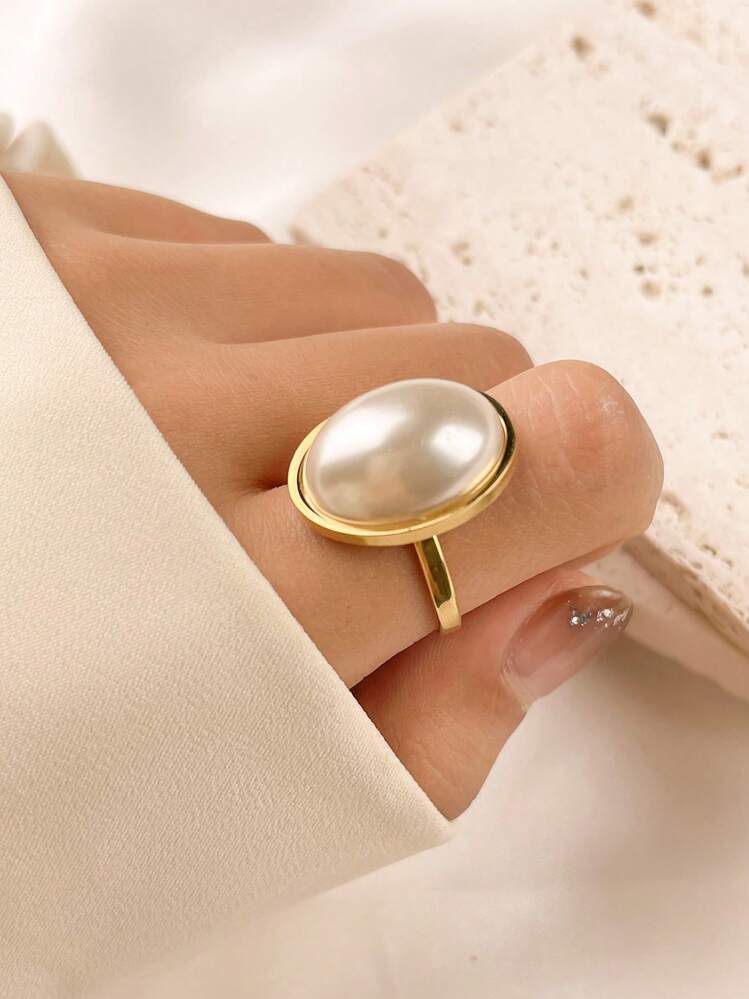 White Pearl Ring (Adjustable)