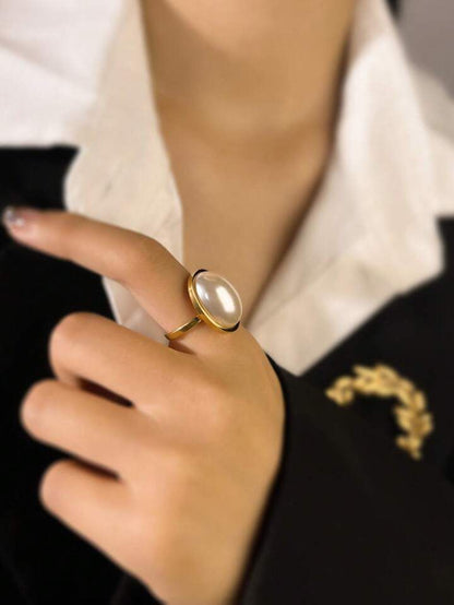 White Pearl Ring (Adjustable)